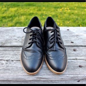 Forever 21 Black Brogues menswear-inspired shoes