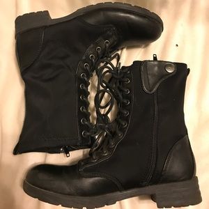 Closet closing 10/9! Pink & Pepper Combat Boots