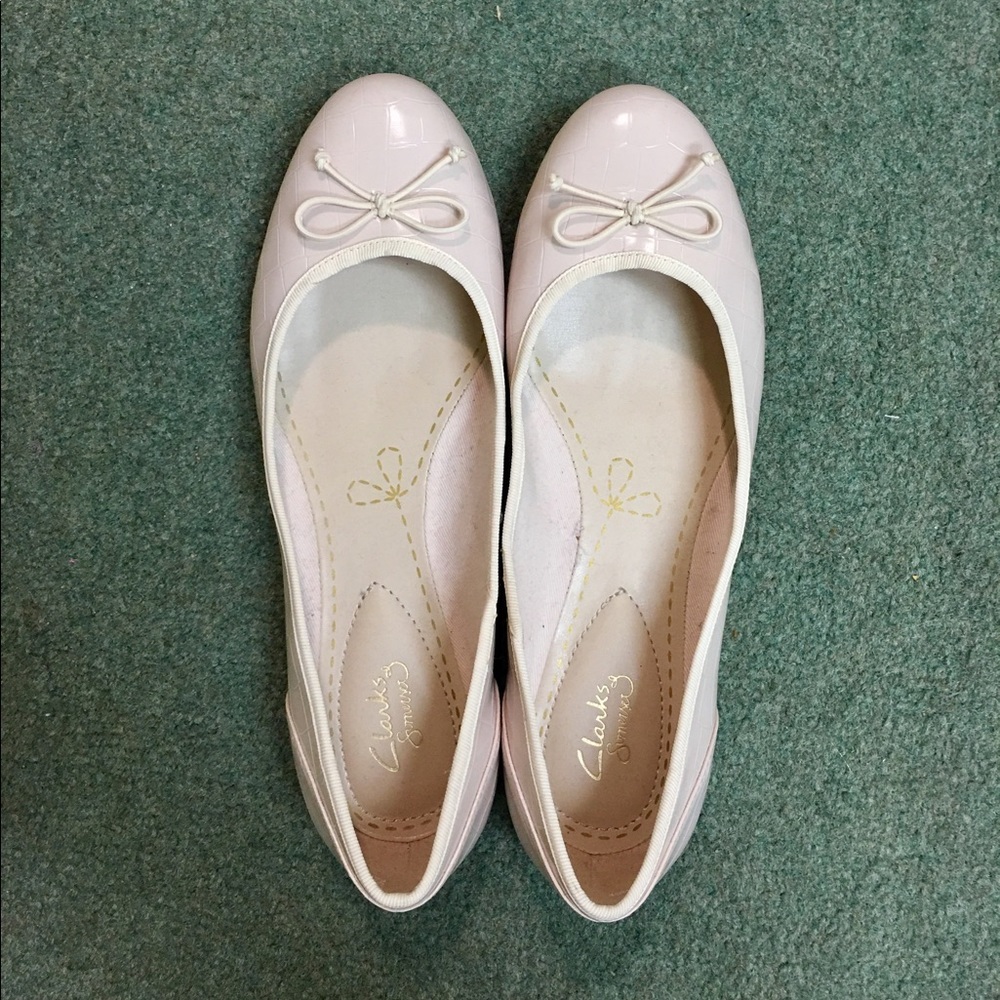 Clarks pink flats!!