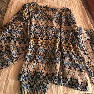 Multi colored blouse 👚only worn once