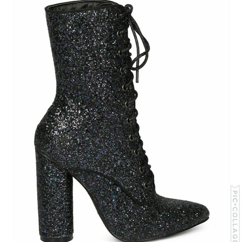𝙇𝙖𝙨𝙩 6 & 9🖤Cult Sparkle Leatherette Boot - Picture 4 of 7