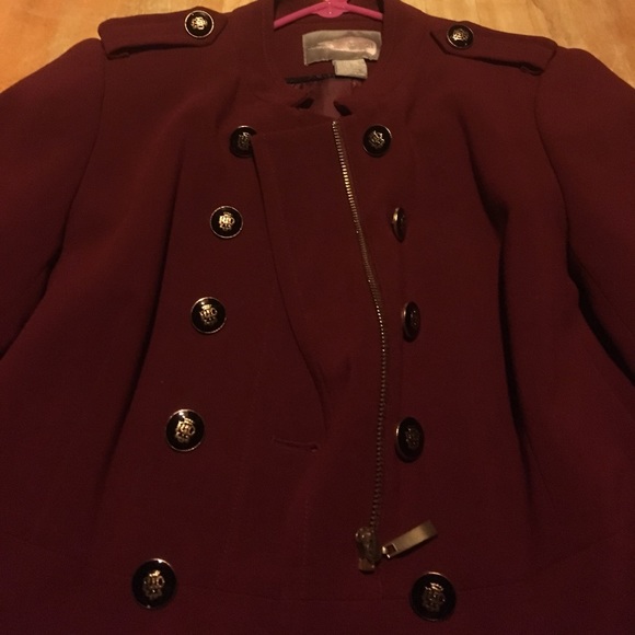 Chic Military Jacket - Picture 1 of 2