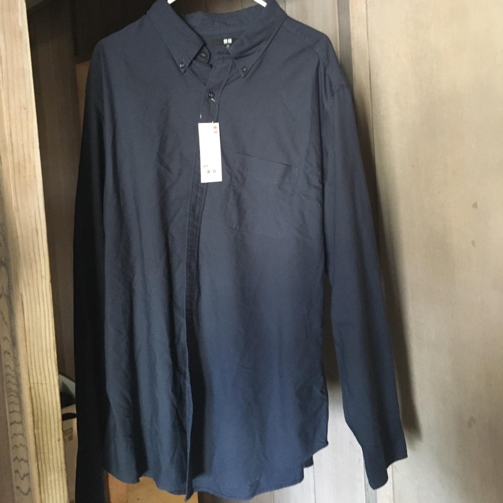 Uniqlo slim-fit long sleeve shirt