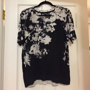 Simply Vera soft light sweater top