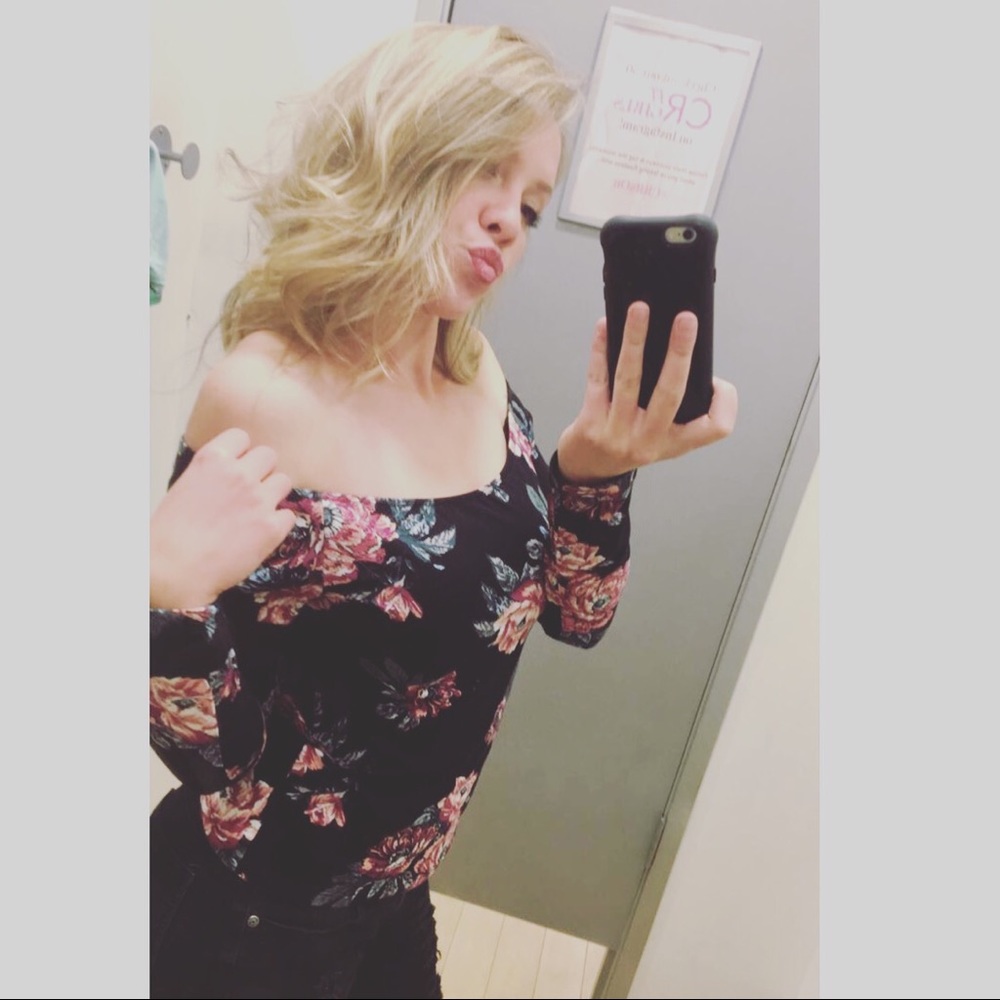 Meet your Posher, Kaitlyn