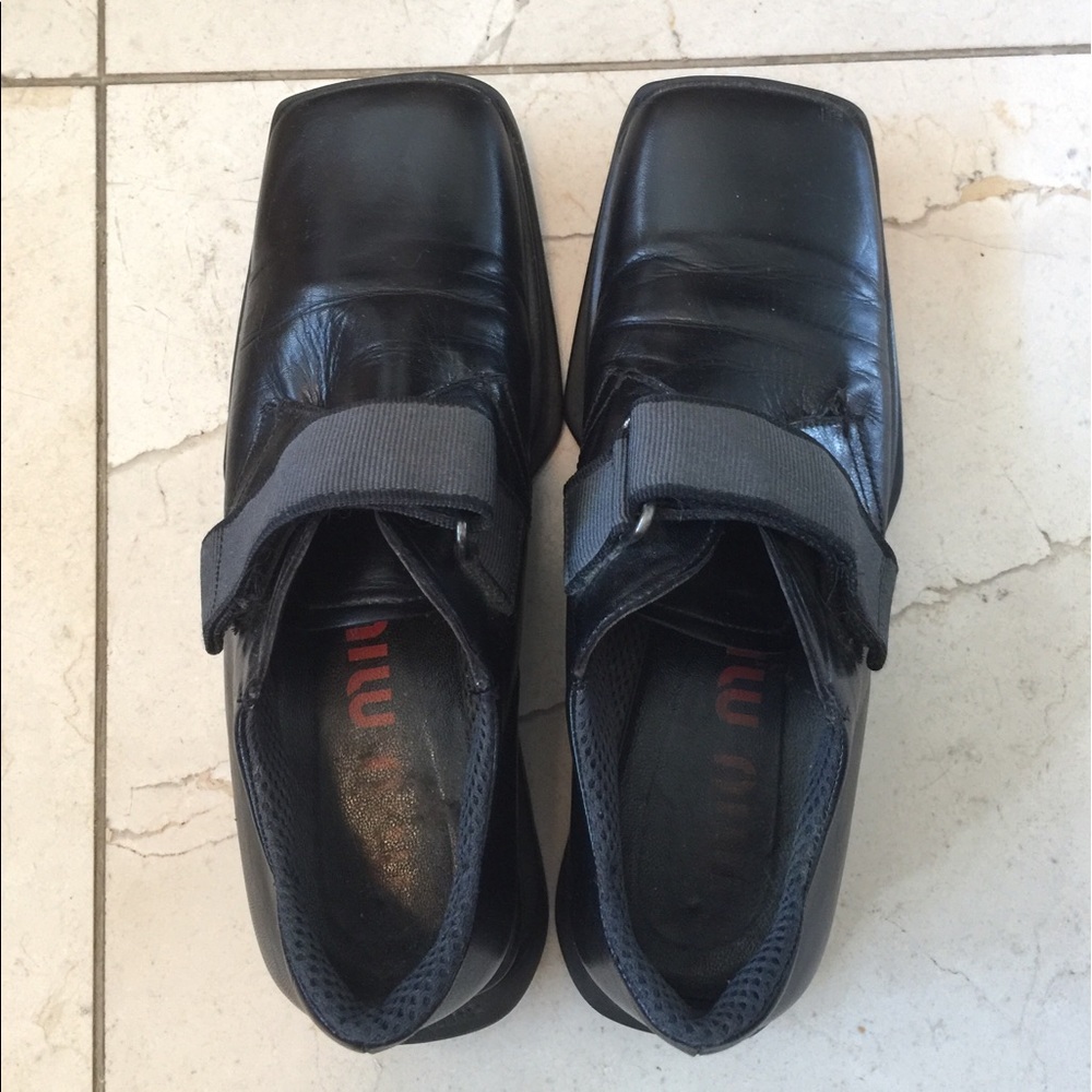 Miu Miu leather sneaker