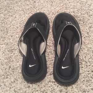 Nike Flip-Flops