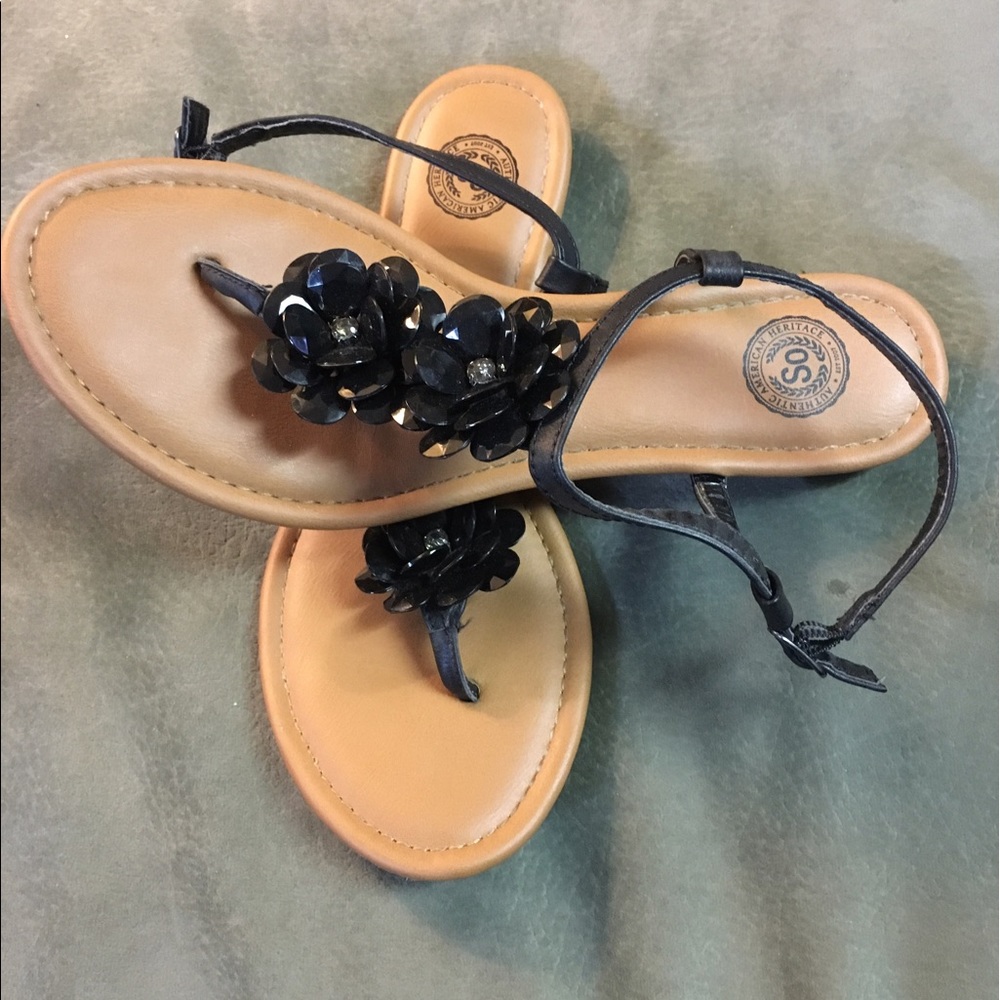 Cute flower sandals
