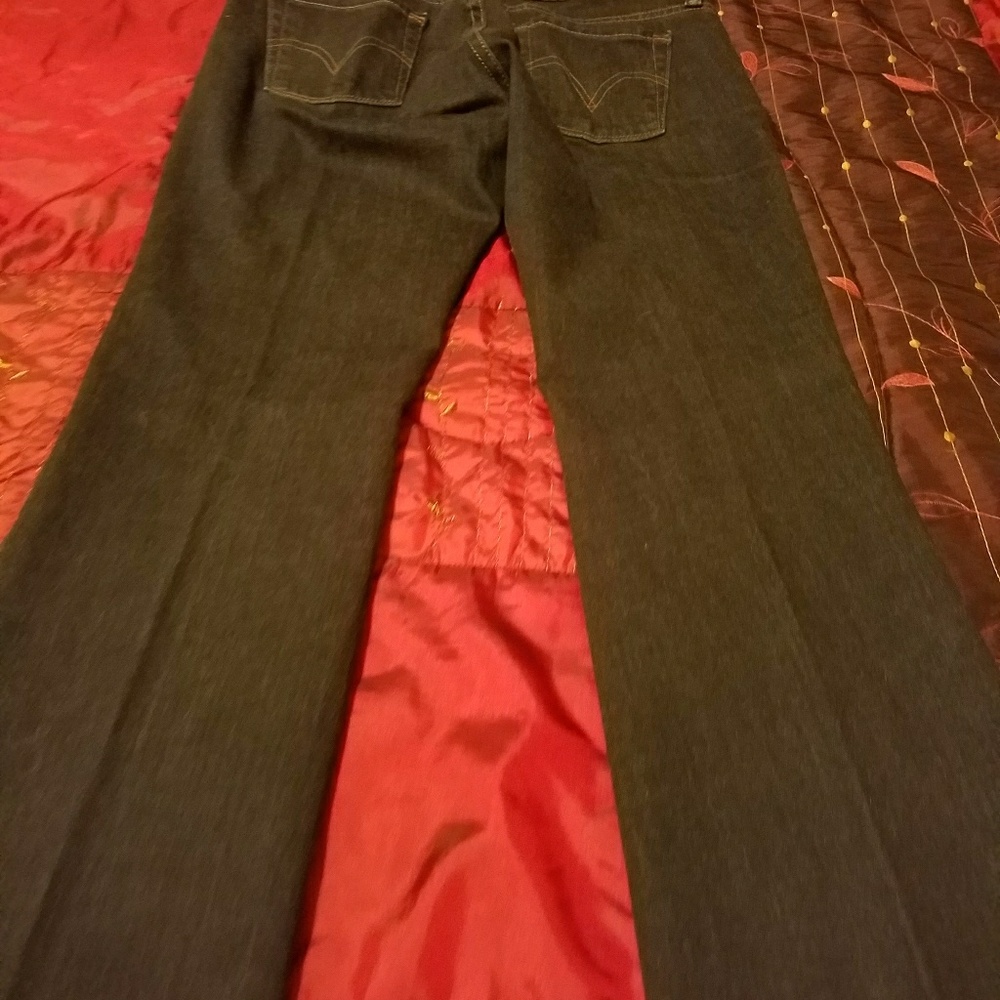 Levi's Jeans - Picture 4 of 4