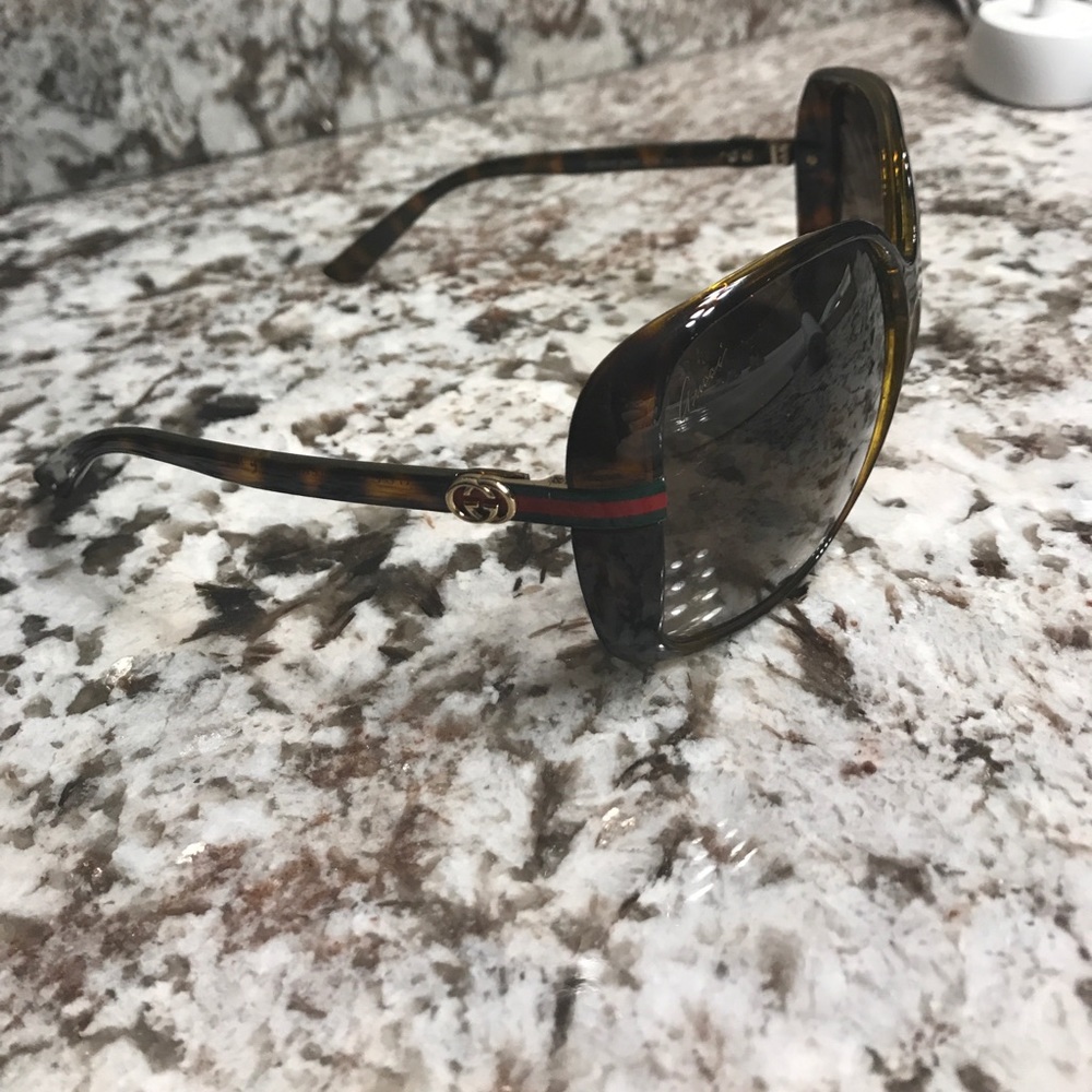 Gucci sunglasses