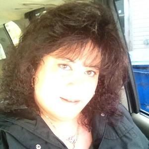 Meet your Posher, Iris