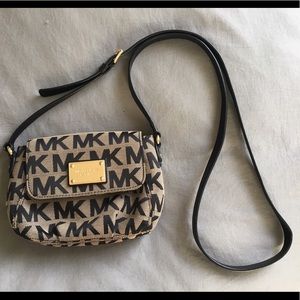 Michael Kors crossbody purse