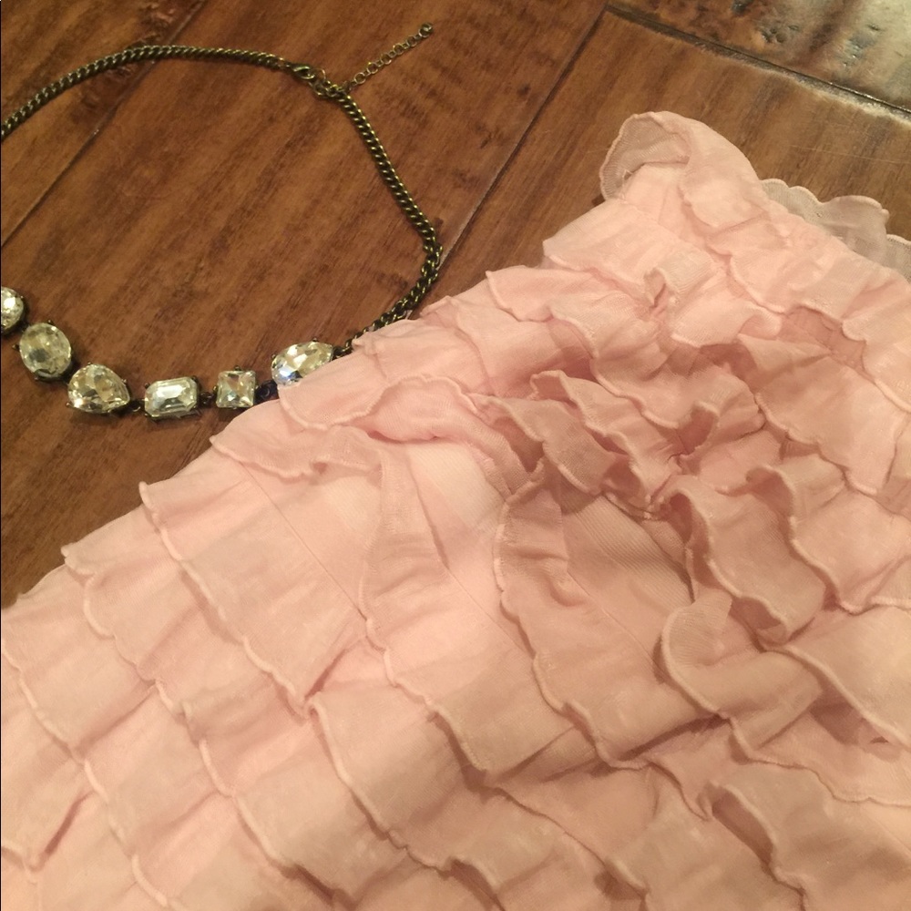 Muted pink ruffle Skirt & free gem necklace combo