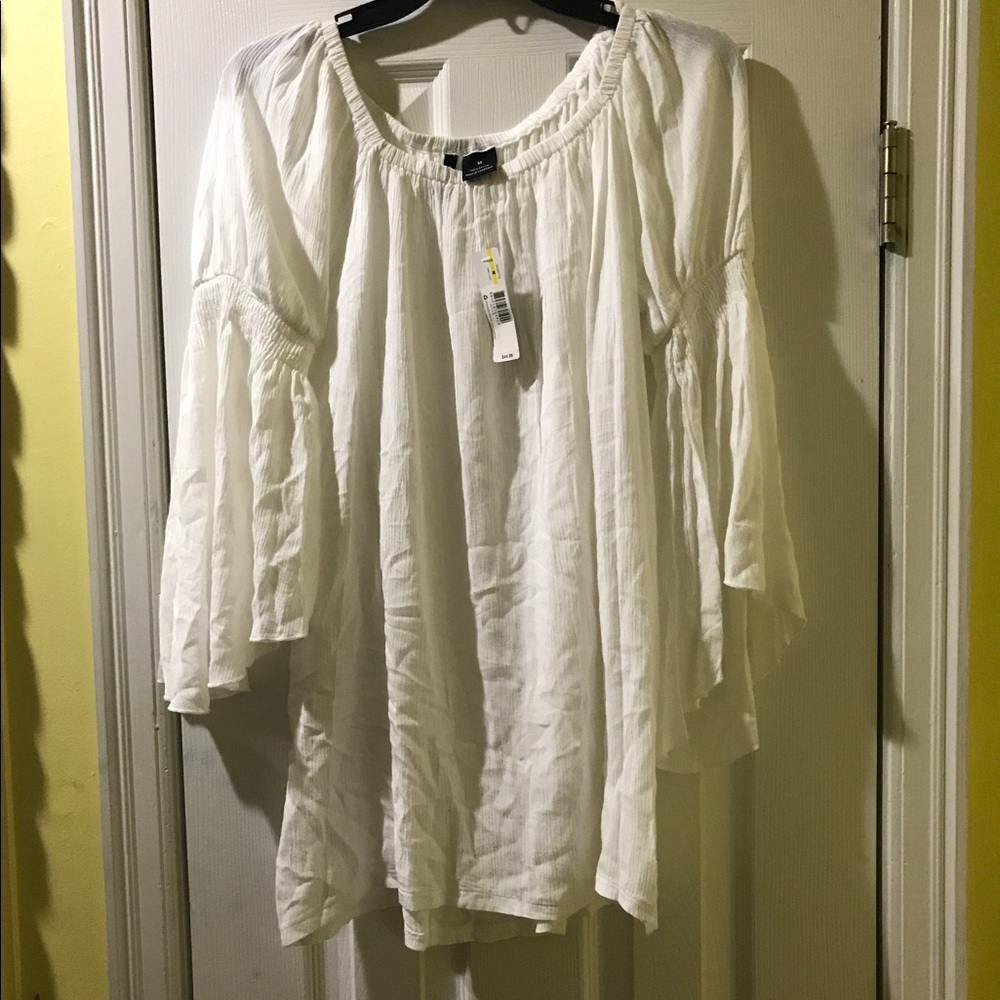 New with tags peasant top