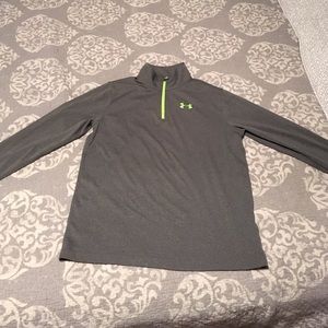 Small Under Armour quarter zip