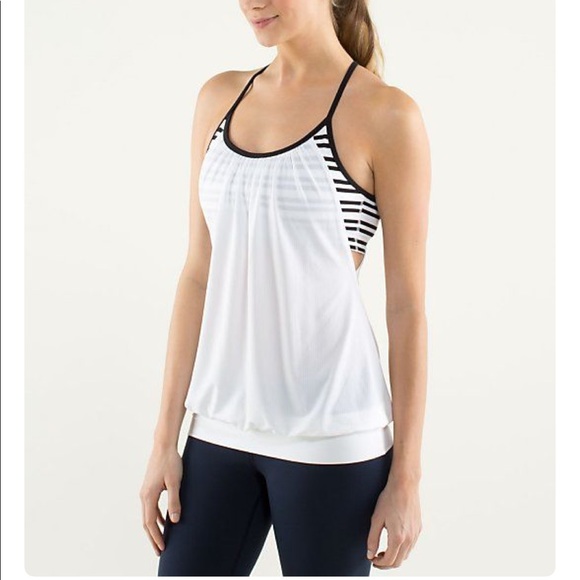 lululemon athletica Tops - Lululemon No Limits Tank