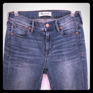 EUC Madewell distressed skinny jeans