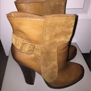 Beautiful soft leather and suede pull on boots
