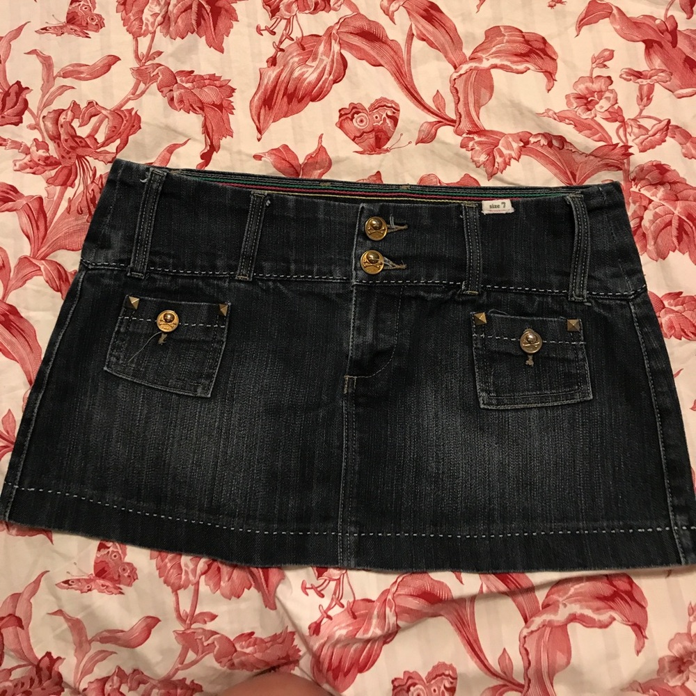 YNQ jean skirt🎉