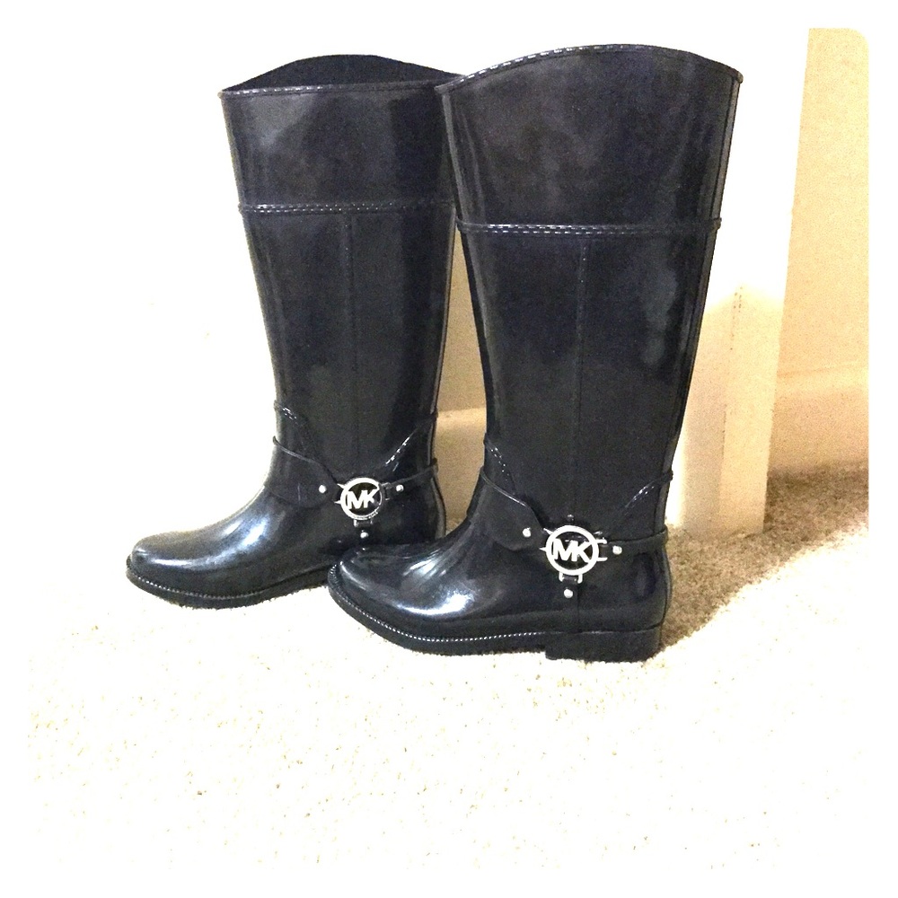 MK rain boots☂️