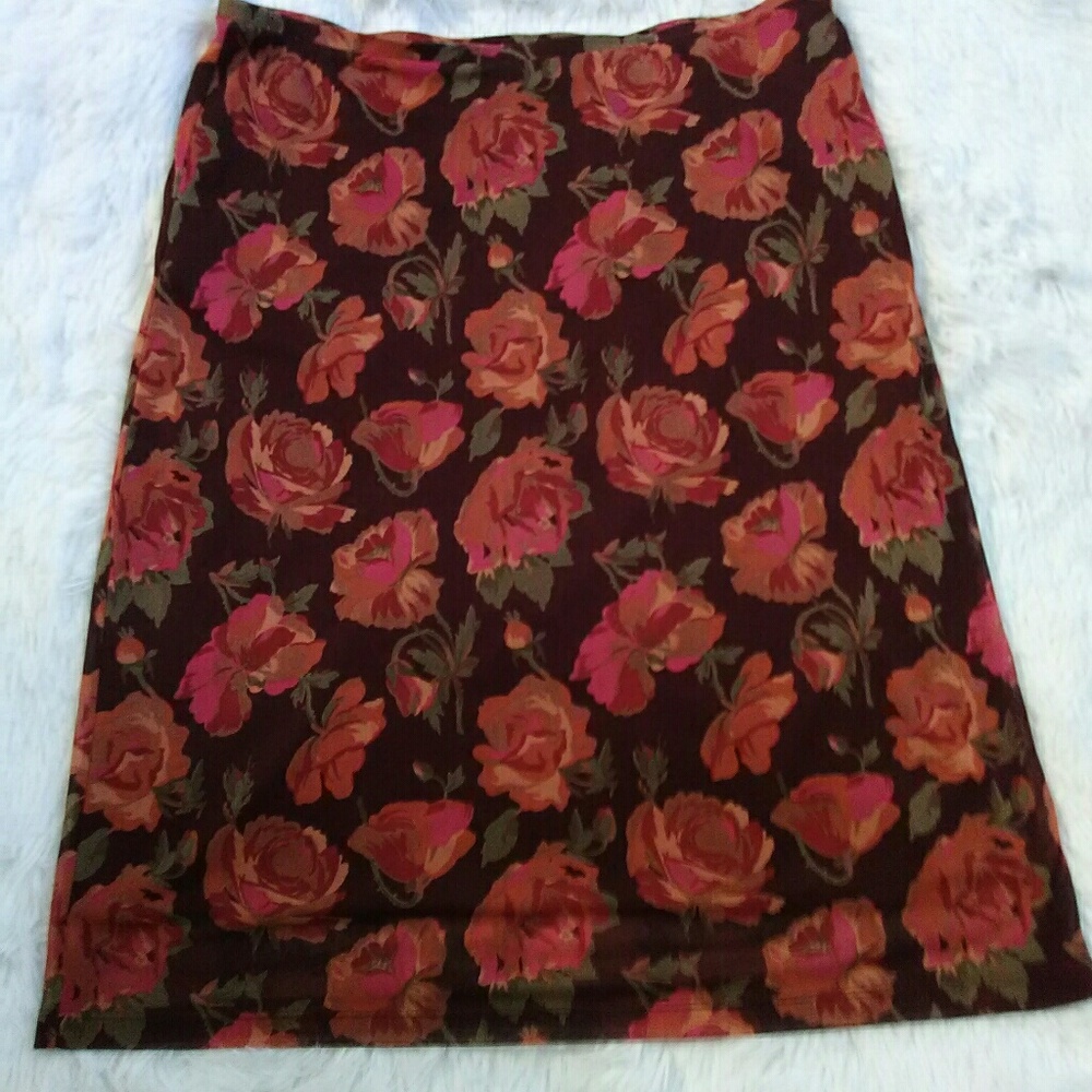 Pastel rose skirt