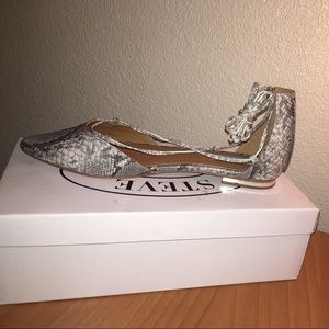 Steve Madden sunshine black snake print flat shoes