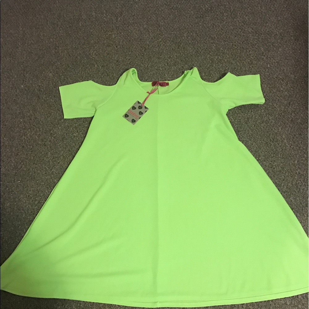 Boohoo cold shoulder flare dress