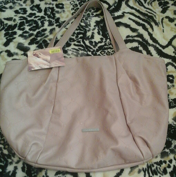 🆕BCBGMAXAZRIA SOFT TOTE/BAG - Picture 2 of 7