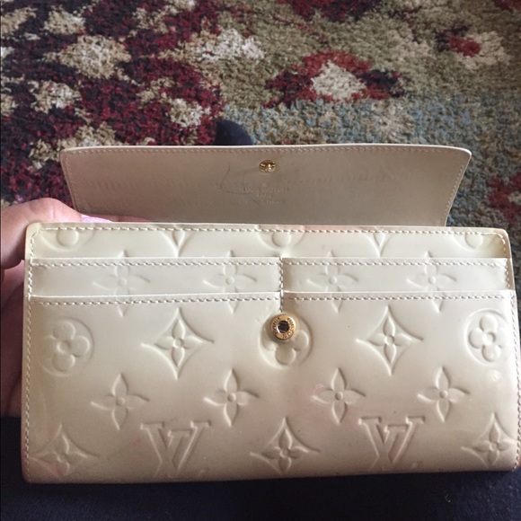 ✔️✔️ SOLD✔️✔️Authentic Louis Vuitton long wallet - Picture 3 of 4