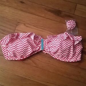 NWT swim suit top