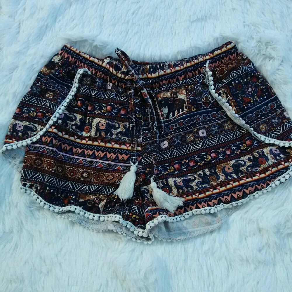 Geometric print W elephants shorts