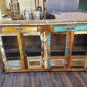 Meet your Posher, Ana