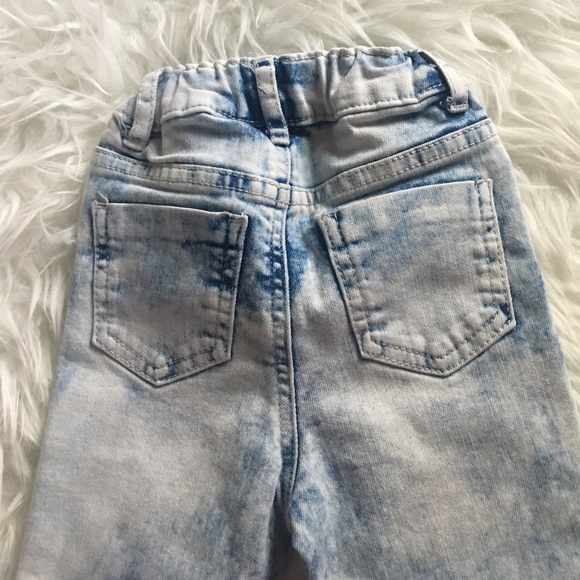 OshKosh acid washed adjustable light blue jeans - Picture 5 of 6