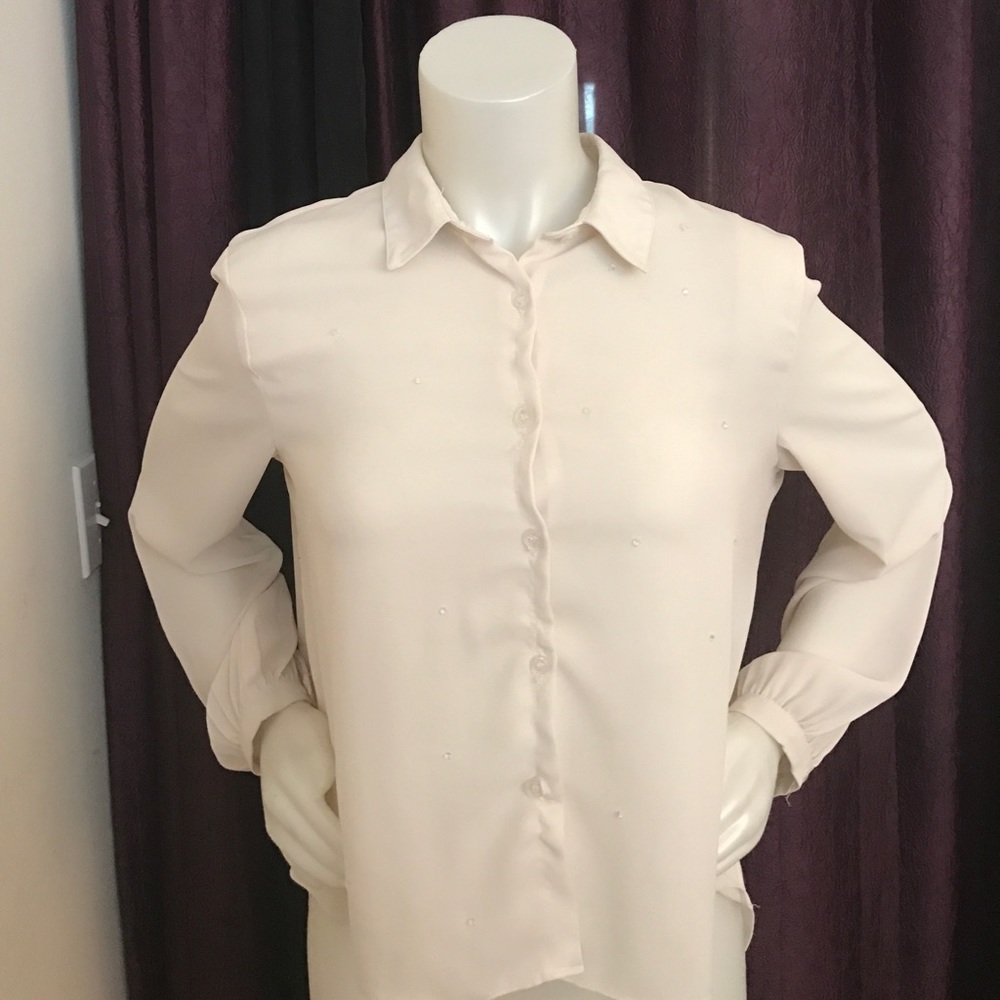 Tuxedo blouse like new worn once
