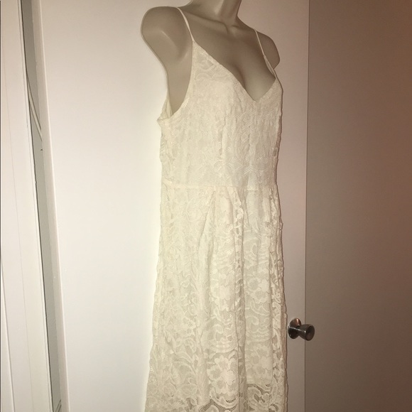 H&M Ivory Lace Dress (size 14) - Picture 6 of 8