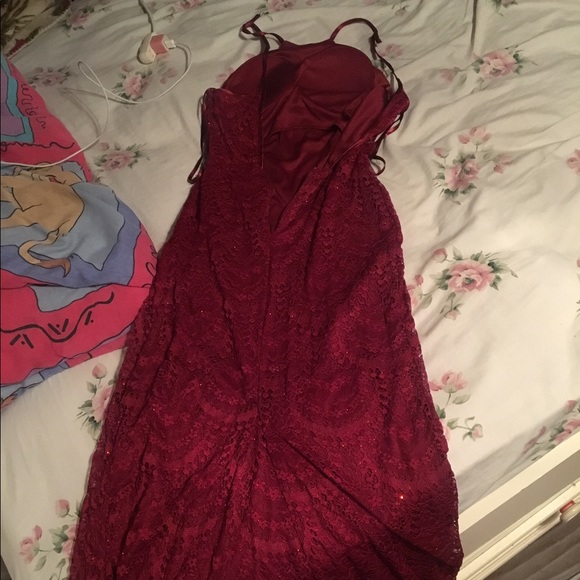 Red/maroon formal dress - Picture 4 of 5