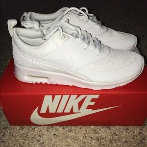 New Nike AirMax Thea