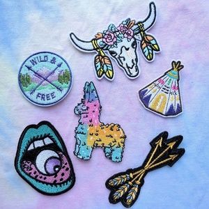 (1) Iron on patch - urban outfitters - tribal
