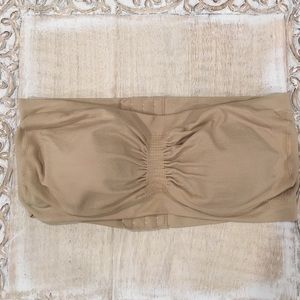 A Pea in the Pod strapless bra size Medium/large