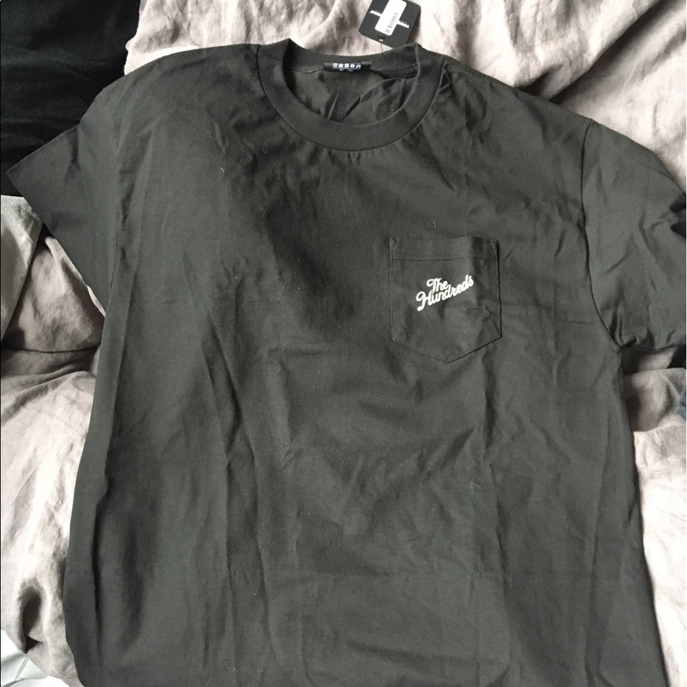 The hundreds short sleeve pocket tee shirt. New