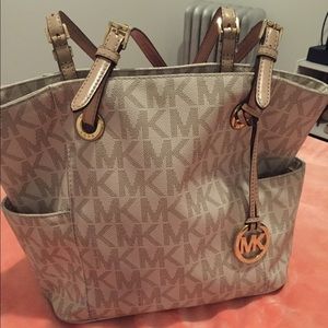 Michael Kors Tote- Vanilla