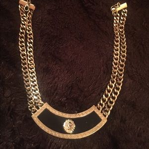 Lion necklace- gold / black