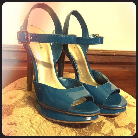 Shoes - Xhilaration sexy blue high heels.