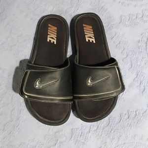 Nike memory foam slides.