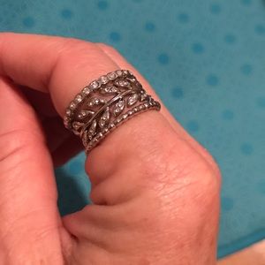 Laurel ring size 9