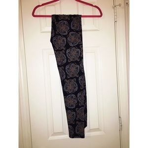 SOLD OS Lularoe tiger leggings NWT
