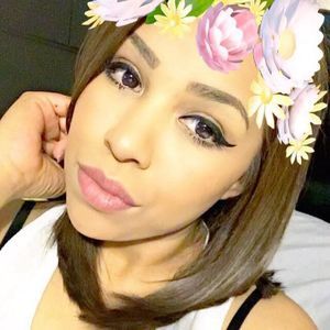 Meet your Posher, Cecilia