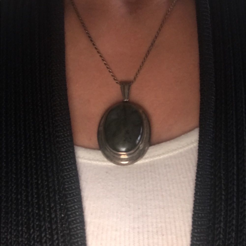 Green stone necklace w/ antique gold chain