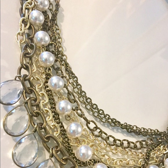💎 Layered Pearl Necklace - Picture 4 of 5