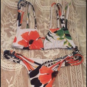 Hardly worn San Lorenzo bikini!!